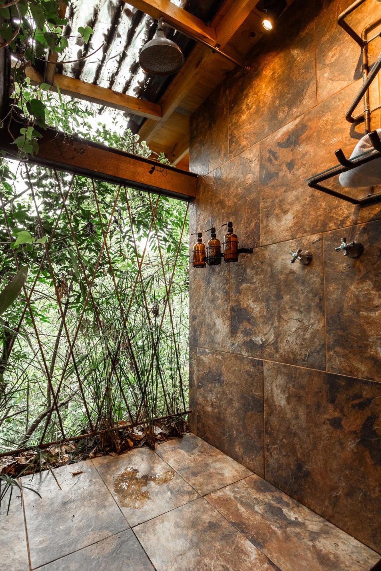 Tominejo Ecolodge - Casas En Los Arboles Neira Dış mekan fotoğraf