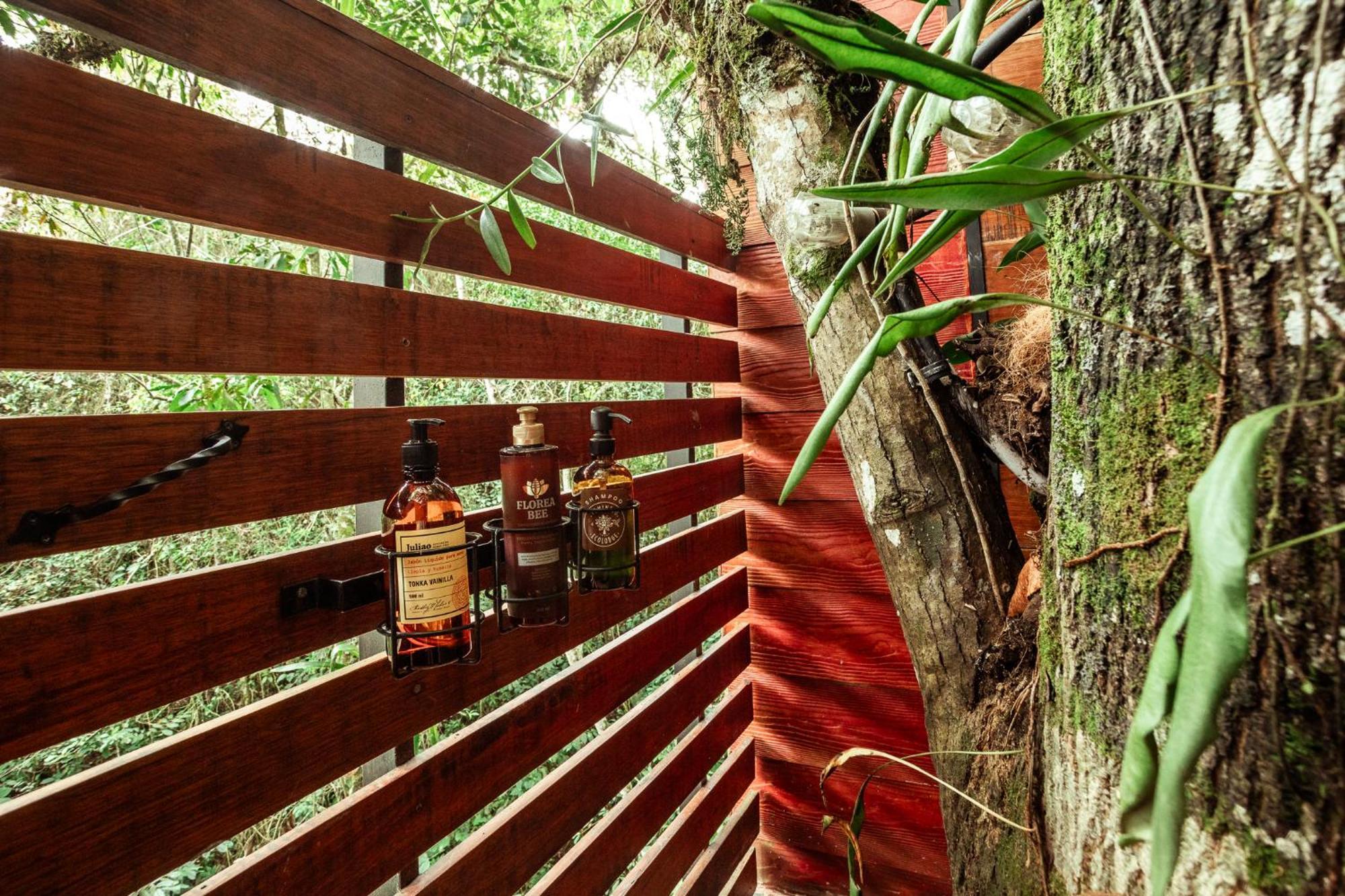 Tominejo Ecolodge - Casas En Los Arboles Neira Dış mekan fotoğraf